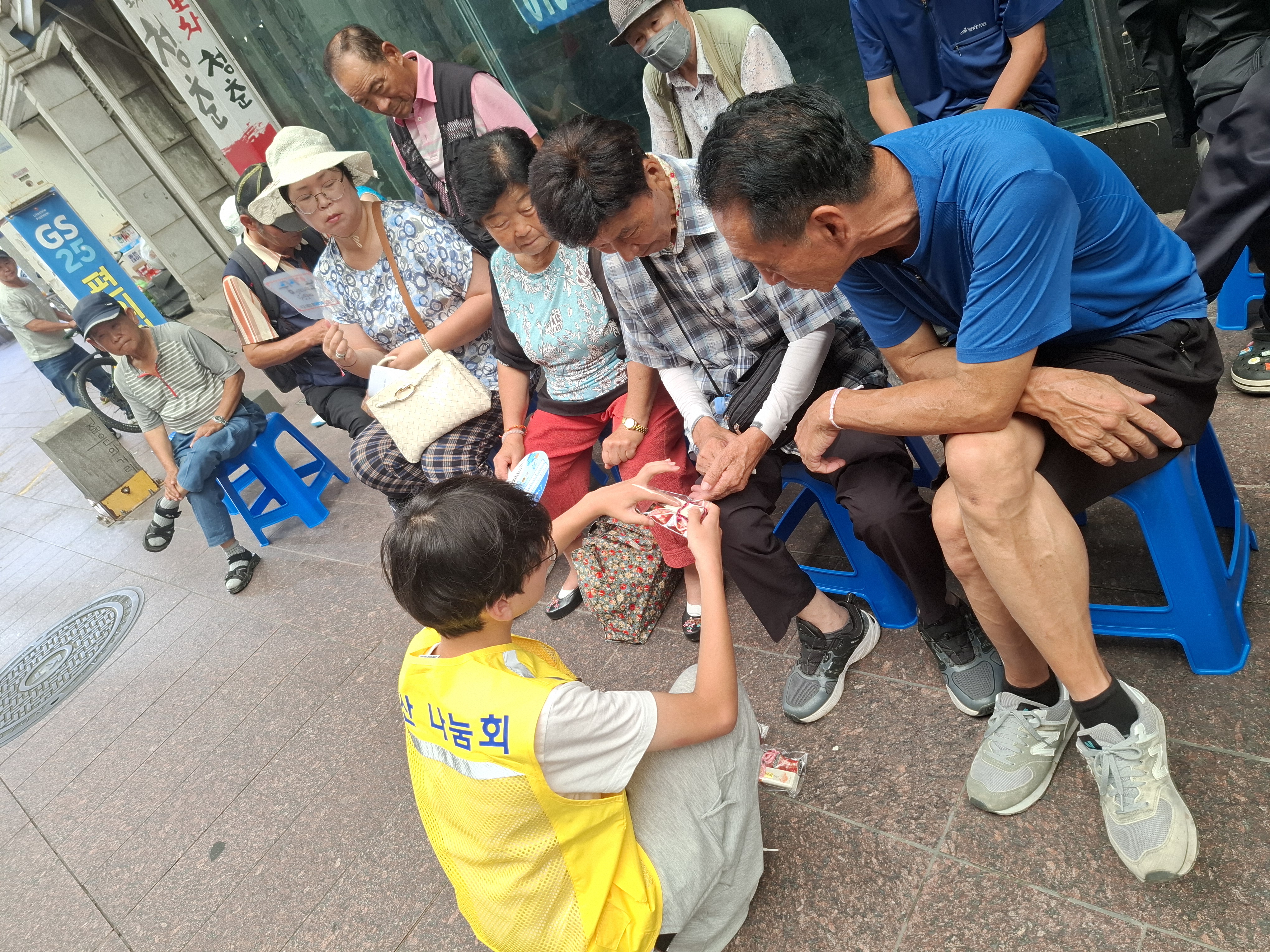 8. 남창중, ‘수자타의 집’ 찾아 나눔 실천 (2).jpg