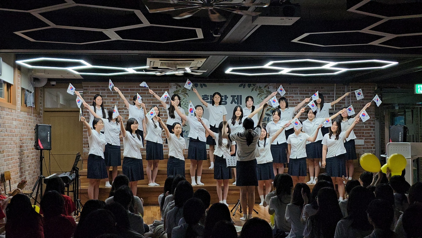 9. 성광여고, 제3회 성광 미덕 합창제 개최 (1).jpg