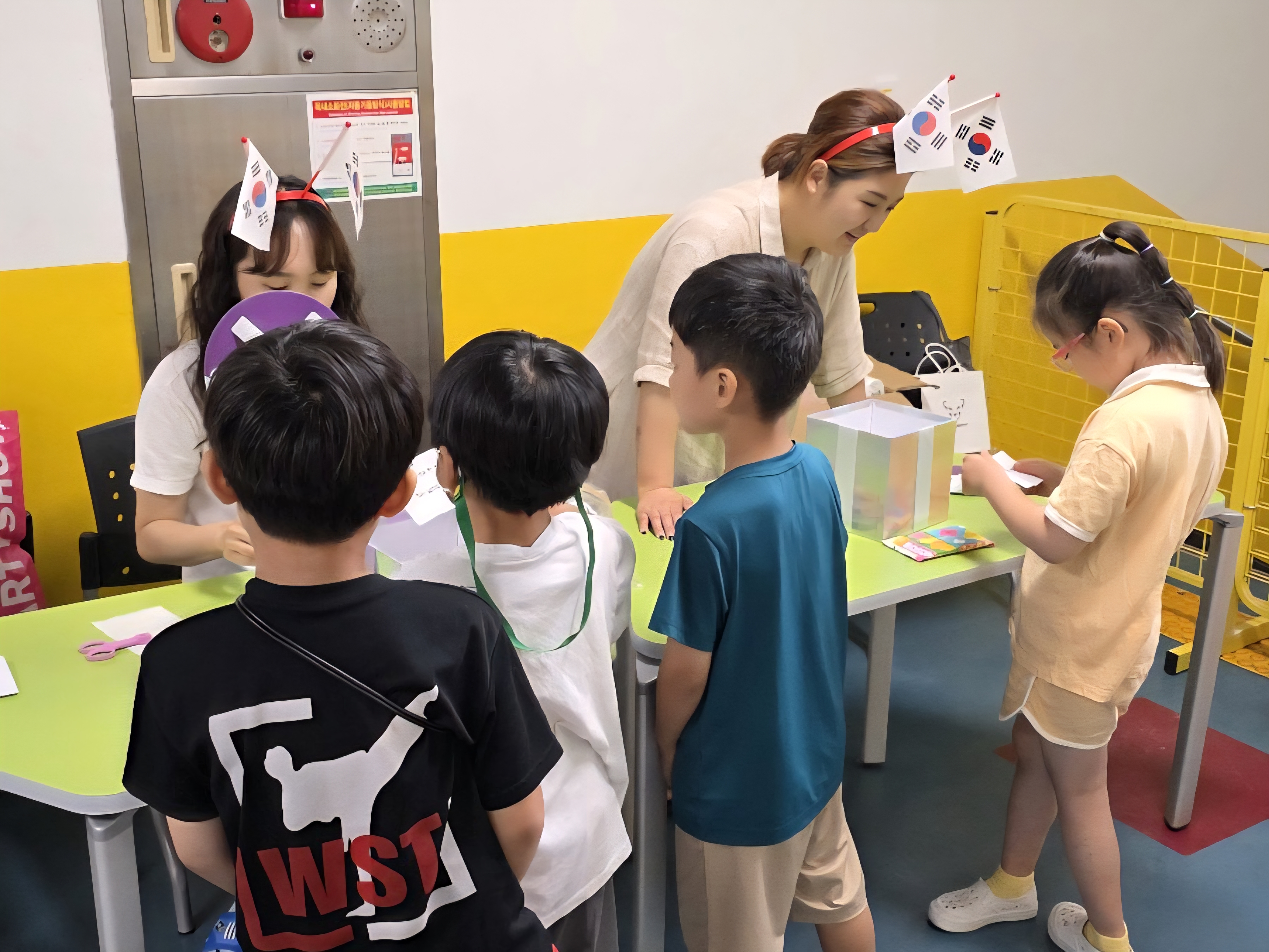 동백초, 헌법 가치 배우는 특별 행사 운영 (2).jpg