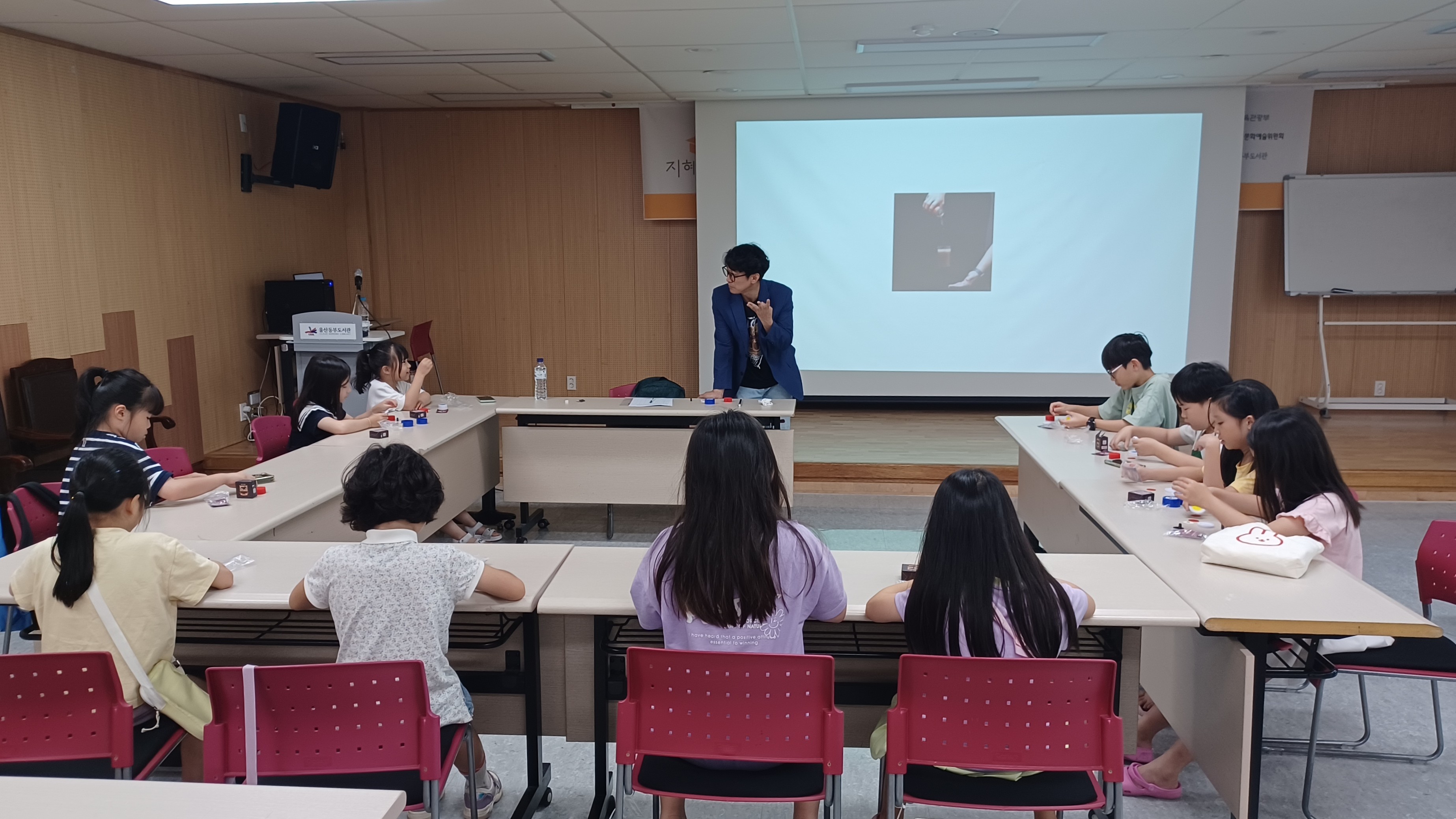 8. 동부도서관, 초등학생과 주민 대상 평생교육강좌 운영(초등) (2).jpg