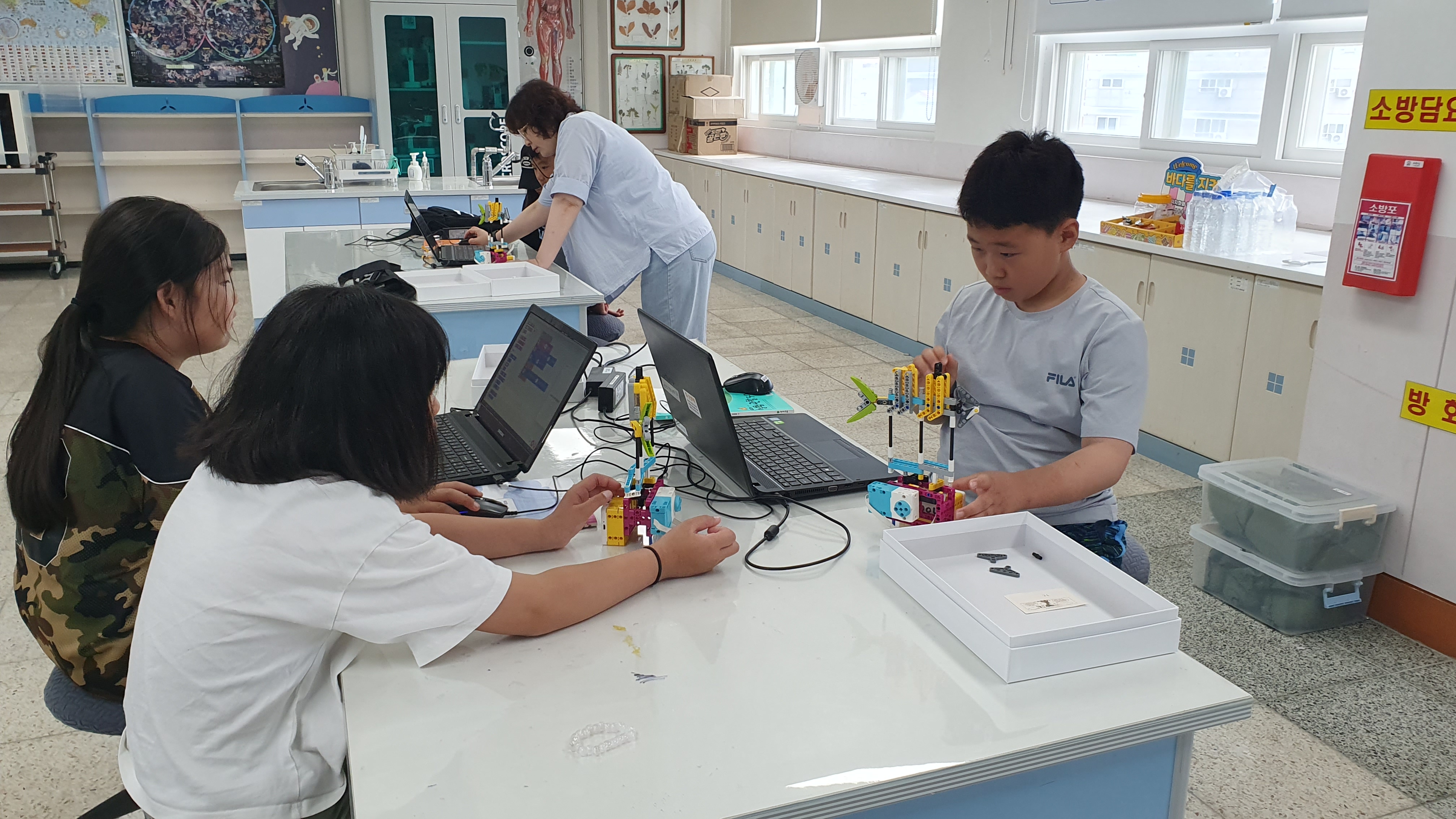 5. 성동초, 융합형 과학 활동으로 과학적 사고력 키워 (3).jpg