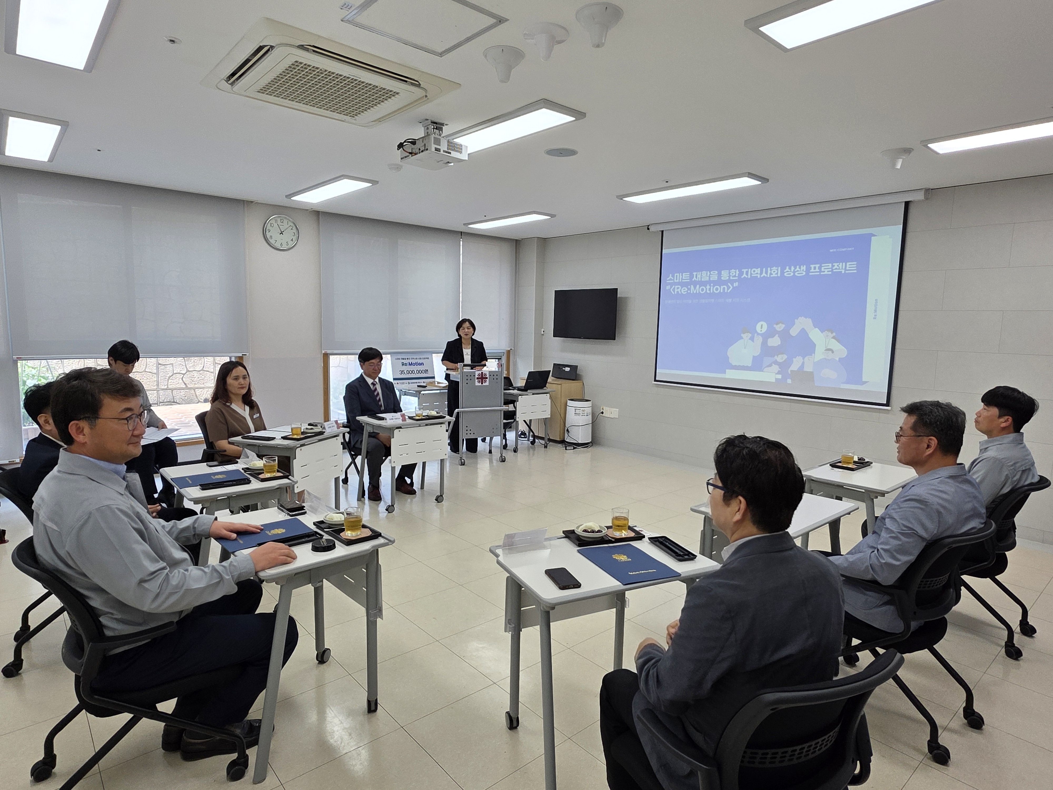 3. 강북교육지원청, 스마트 재활로 장애학생 자립 도와 (2).jpg