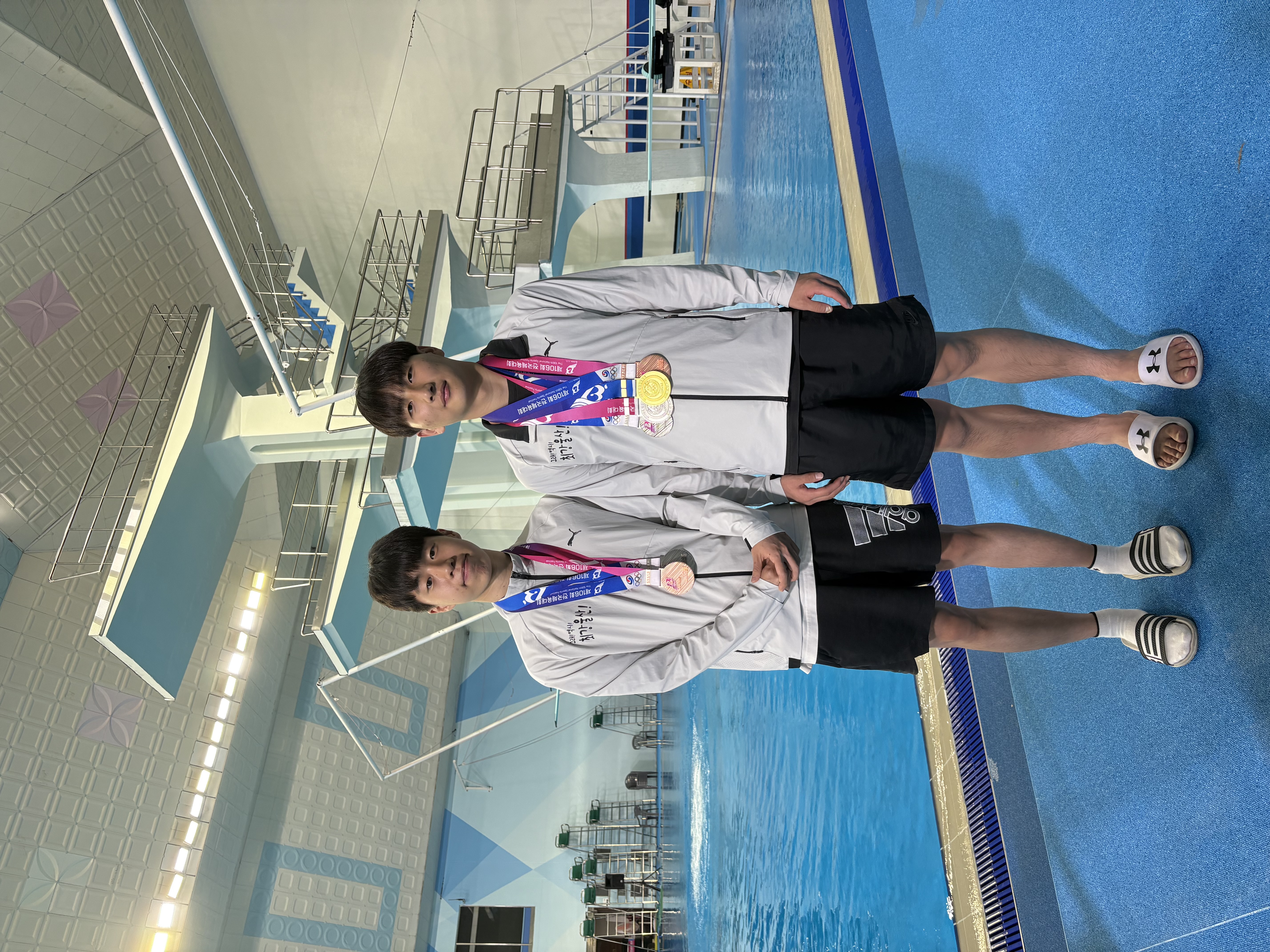 무거고 다이빙부는 전국체전에 출전해 개인전과 단체전에서 금메달 1개, 은메달 2개, 동메달 2개를 획득했다 .jpg