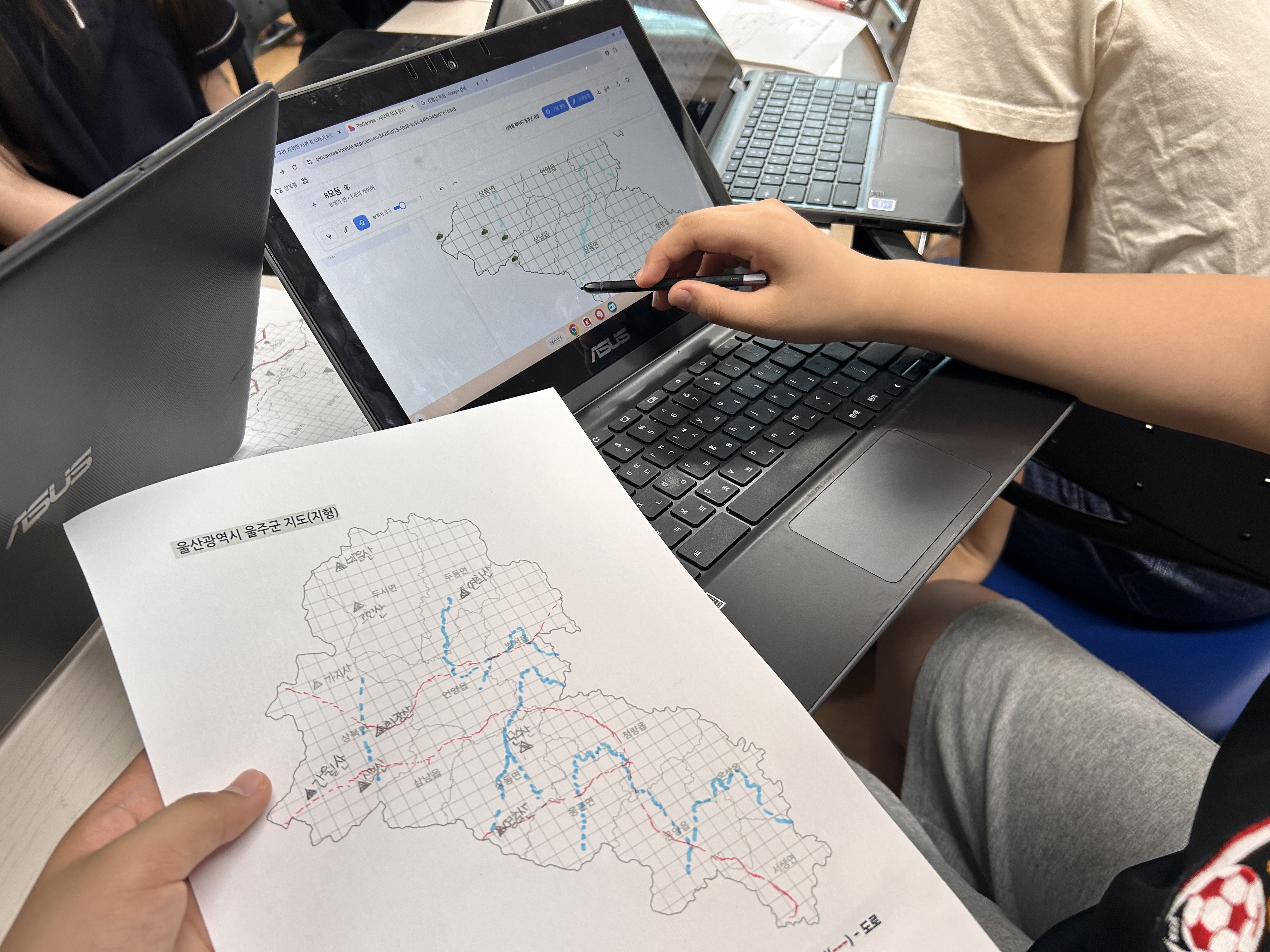 5. 상북중, 지역과 세계를 잇는 시민교육 과목 운영 (1).jpg
