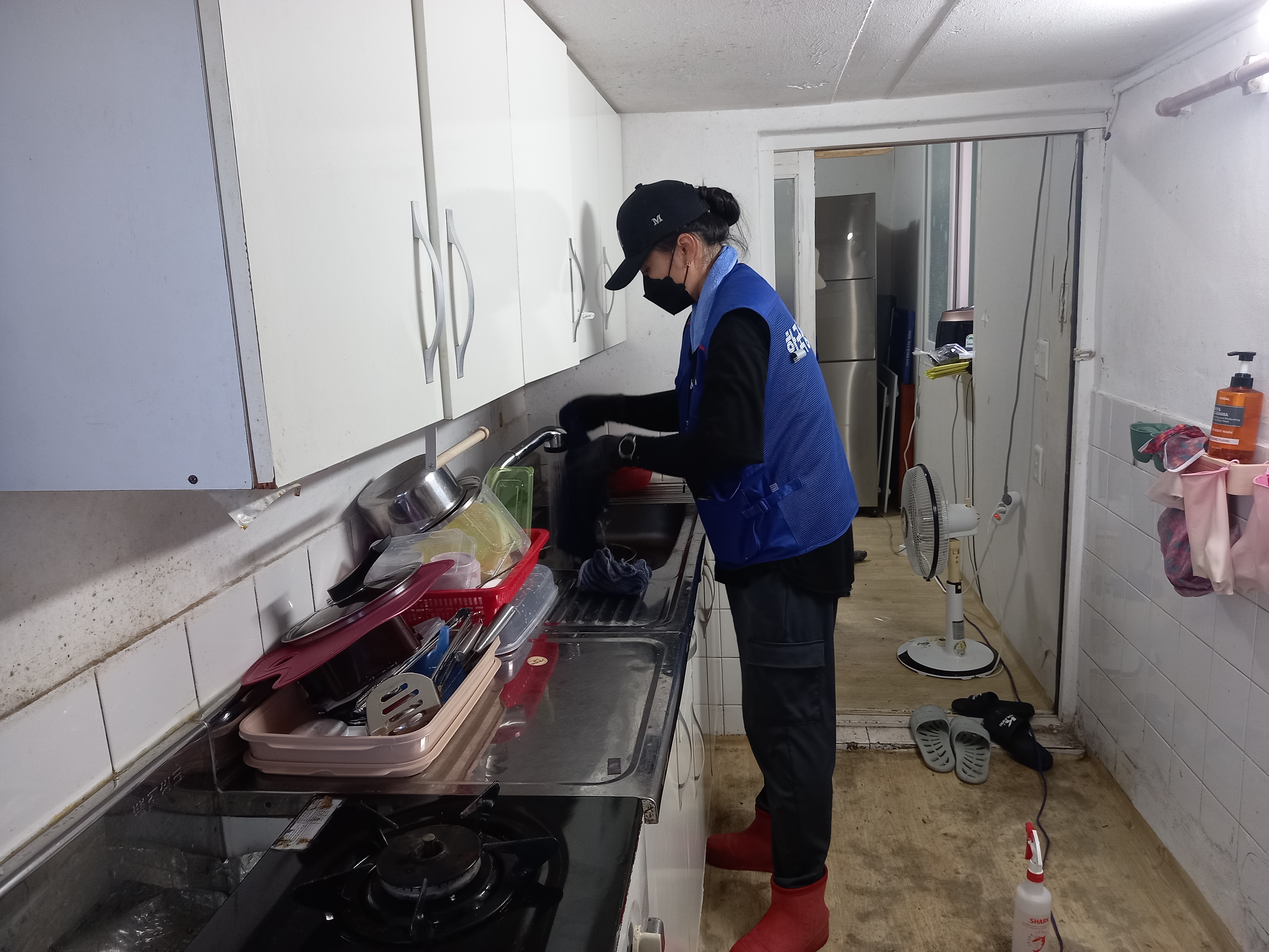 9. 방어진초, 위기가정 생활환경 개선 나서 (2).jpg