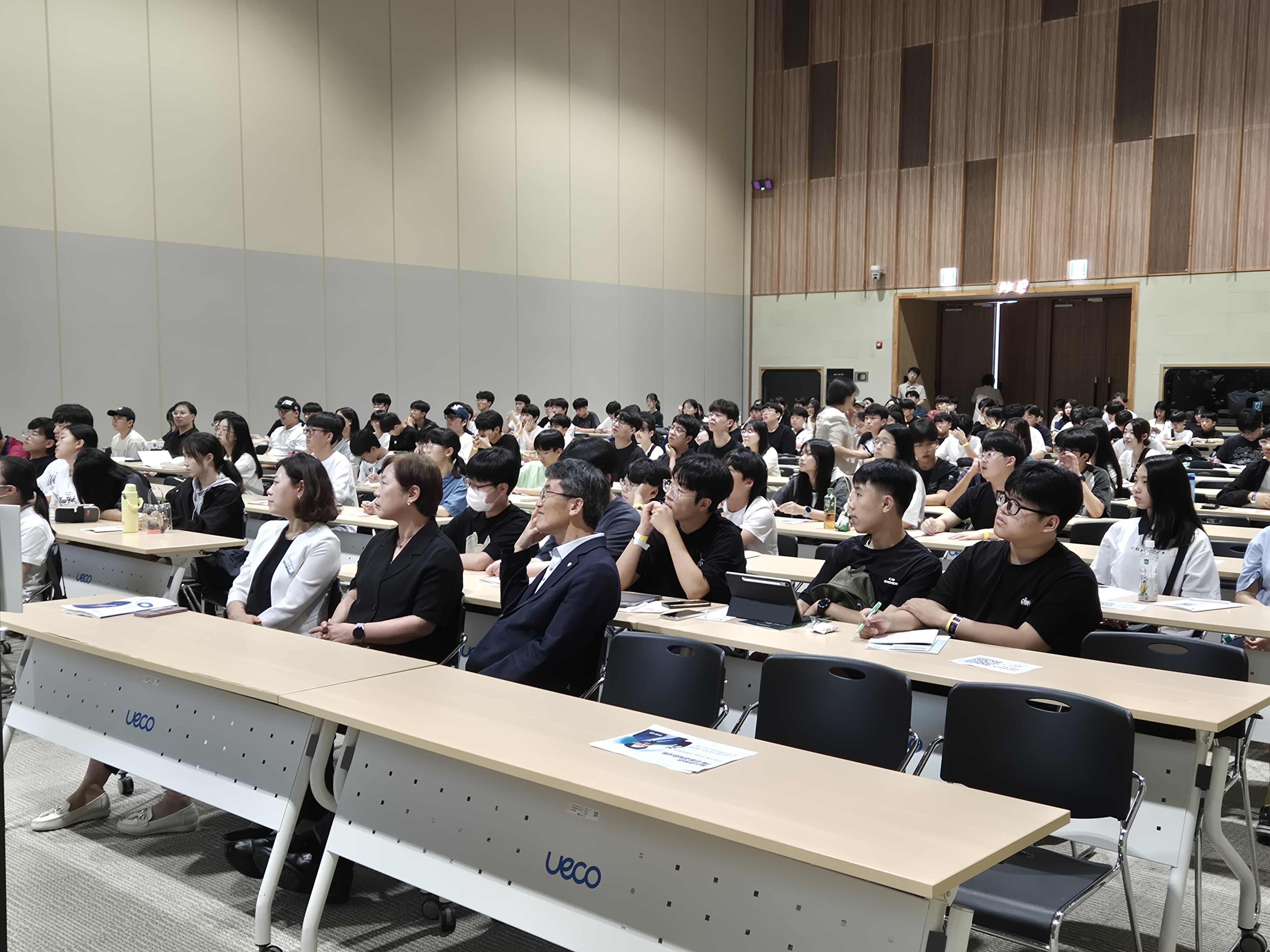 8. 울산과학관, 과학문해력 높이는 인문과학콘서트 (1).jpg