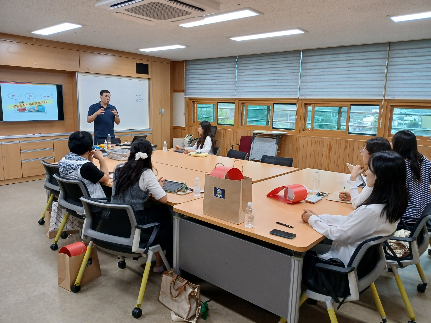 4. 울산교육청은 지난 9월 24일 특수교육지원센터에서 '장애학생 행동중재 실천 중심 심화 연수'를 운영했다.jpg