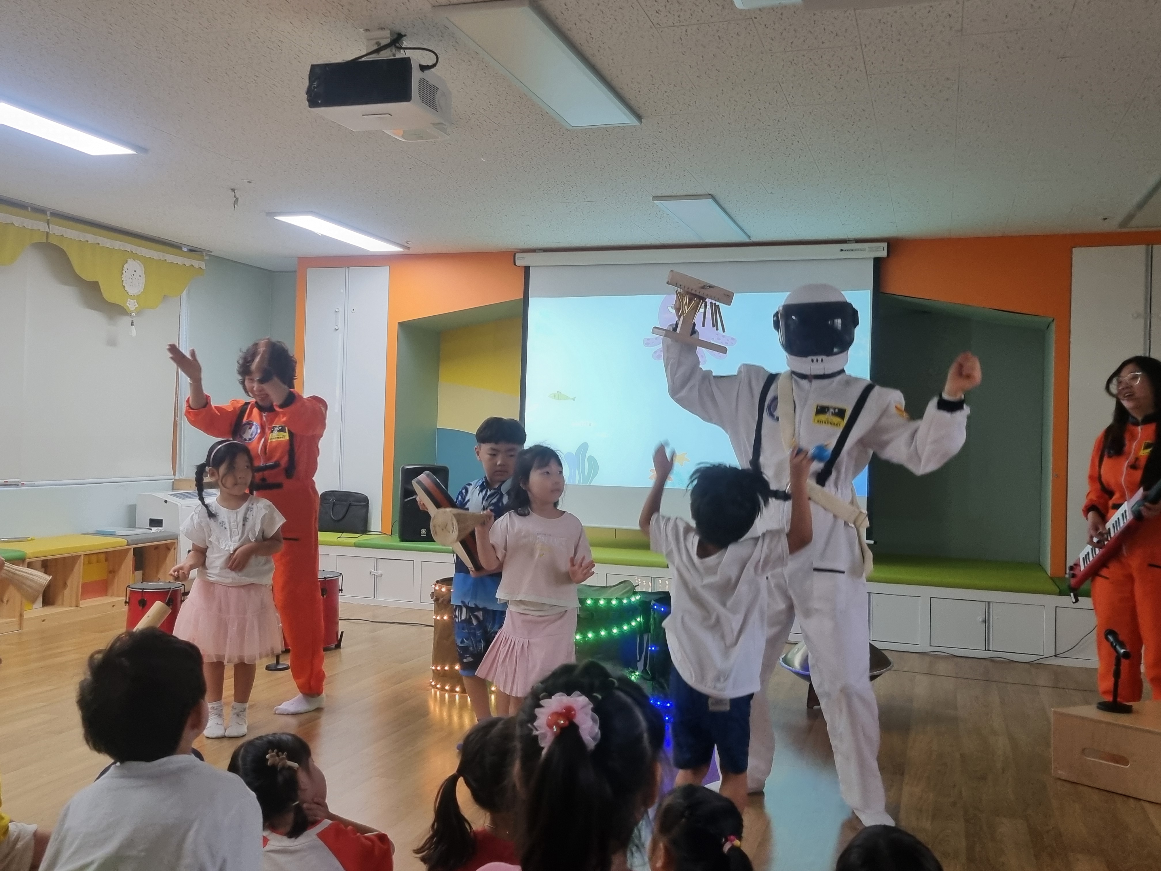 2. 유치원·어린이집으로 찾아가는 문화예술 탐험대 (1).jpg