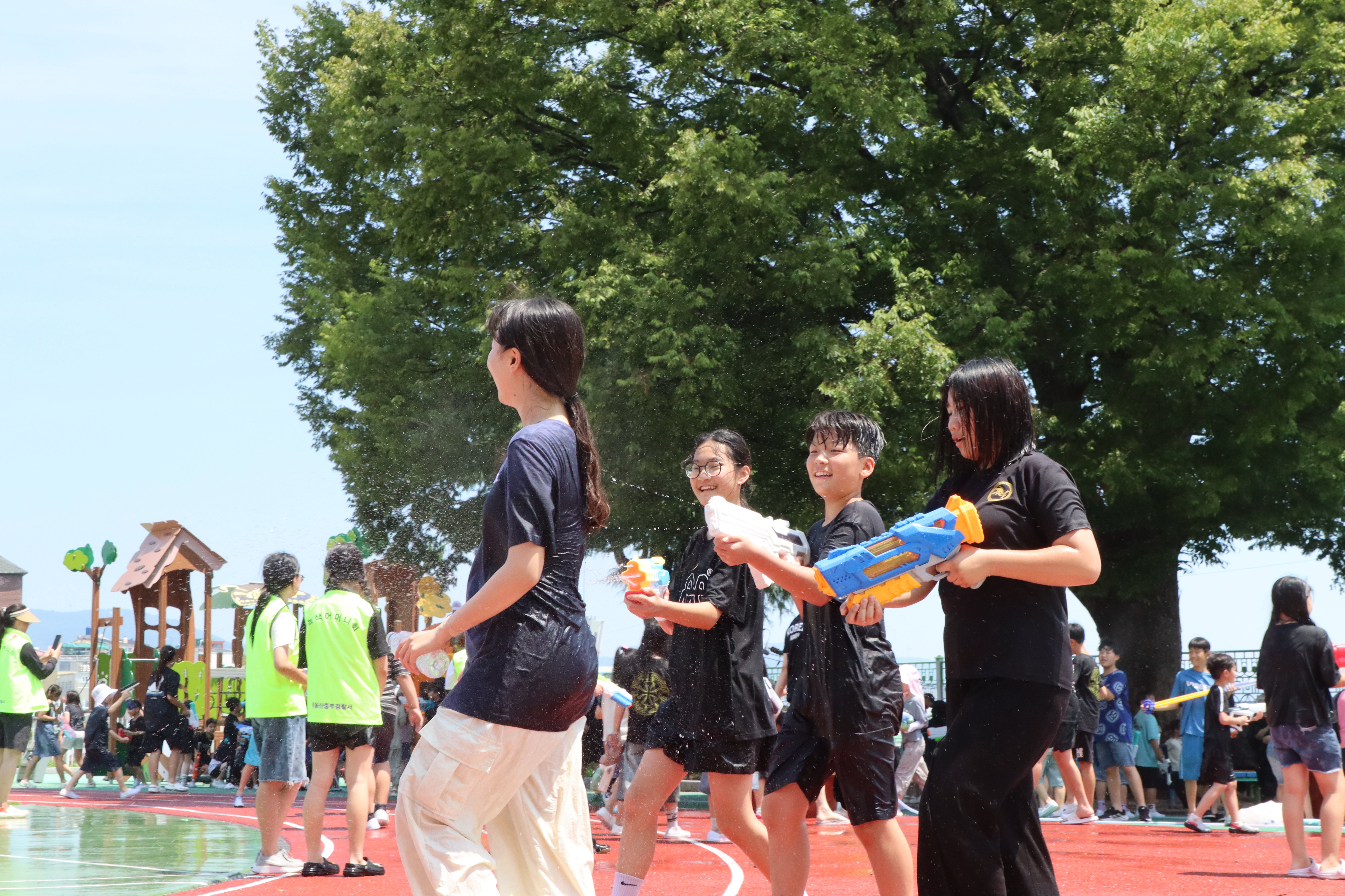 병영초, 한여름 축제!‘흠뻑데이 (1).JPG