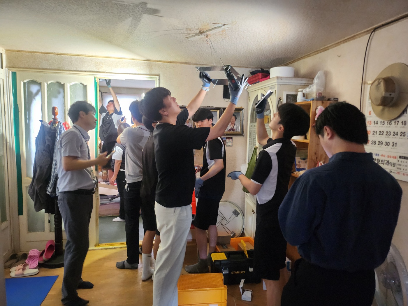 9. 울산기술공고 학생들 전공 기술 활용해 재능기부 (1).jpg