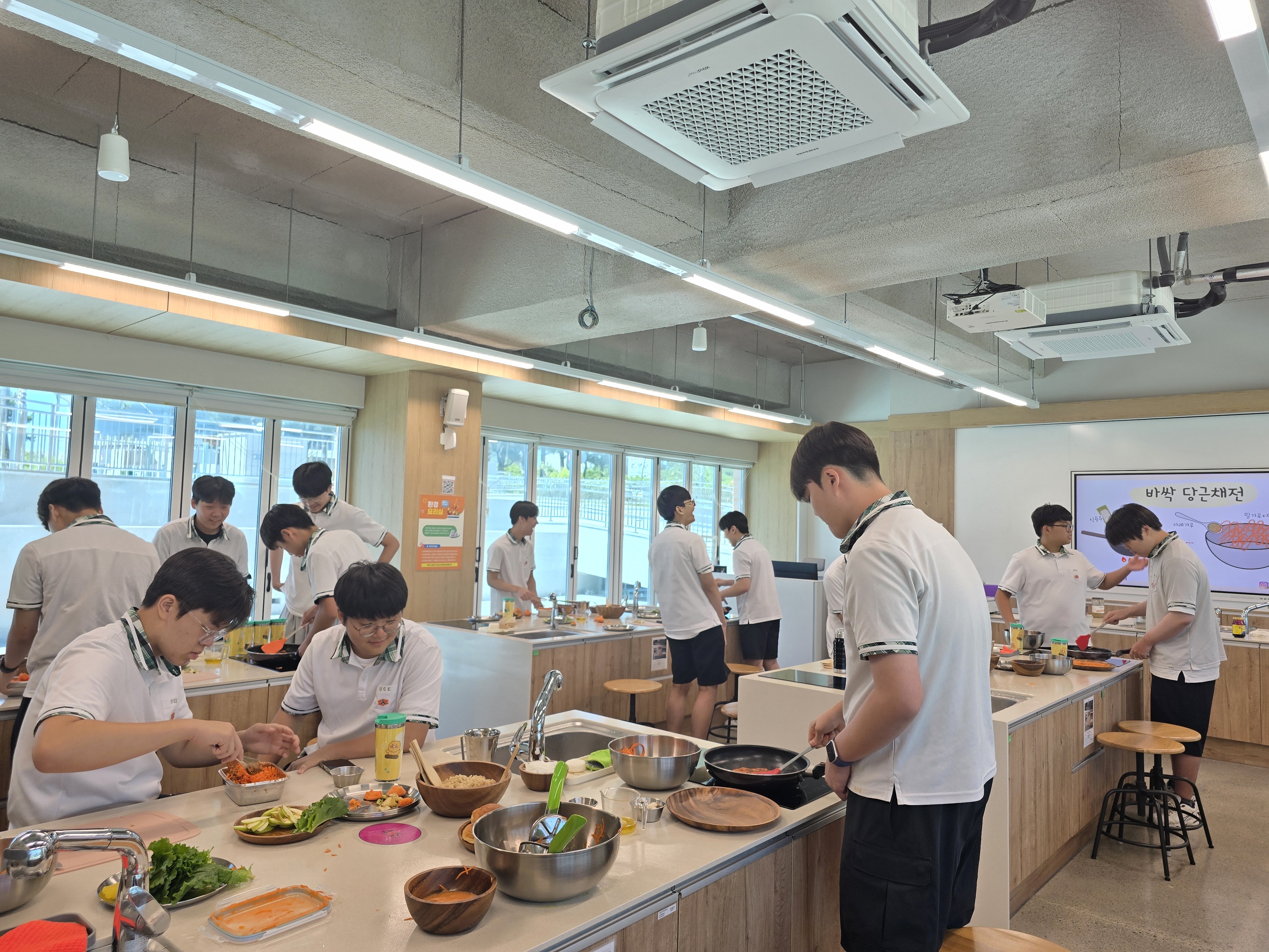 1. 울산 청소년들 자원순환 활동에 앞장선다 (3).jpg