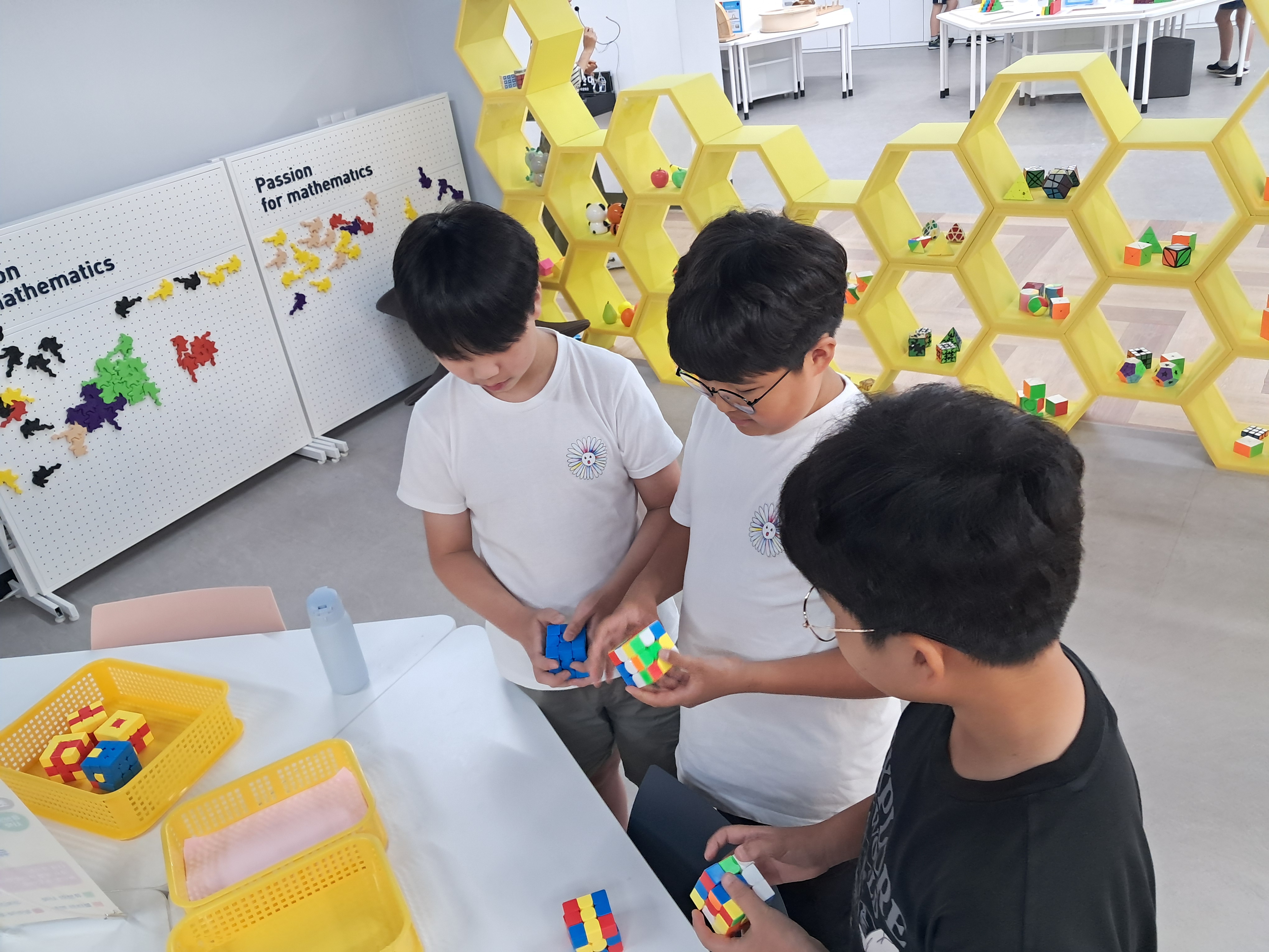 1. 울산수학문화관, 개관 4주년…‘수학 기피’ 넘어 ‘수학 즐거움’ 전파하는 교육문화 중심지로 우뚝 (3).jpg