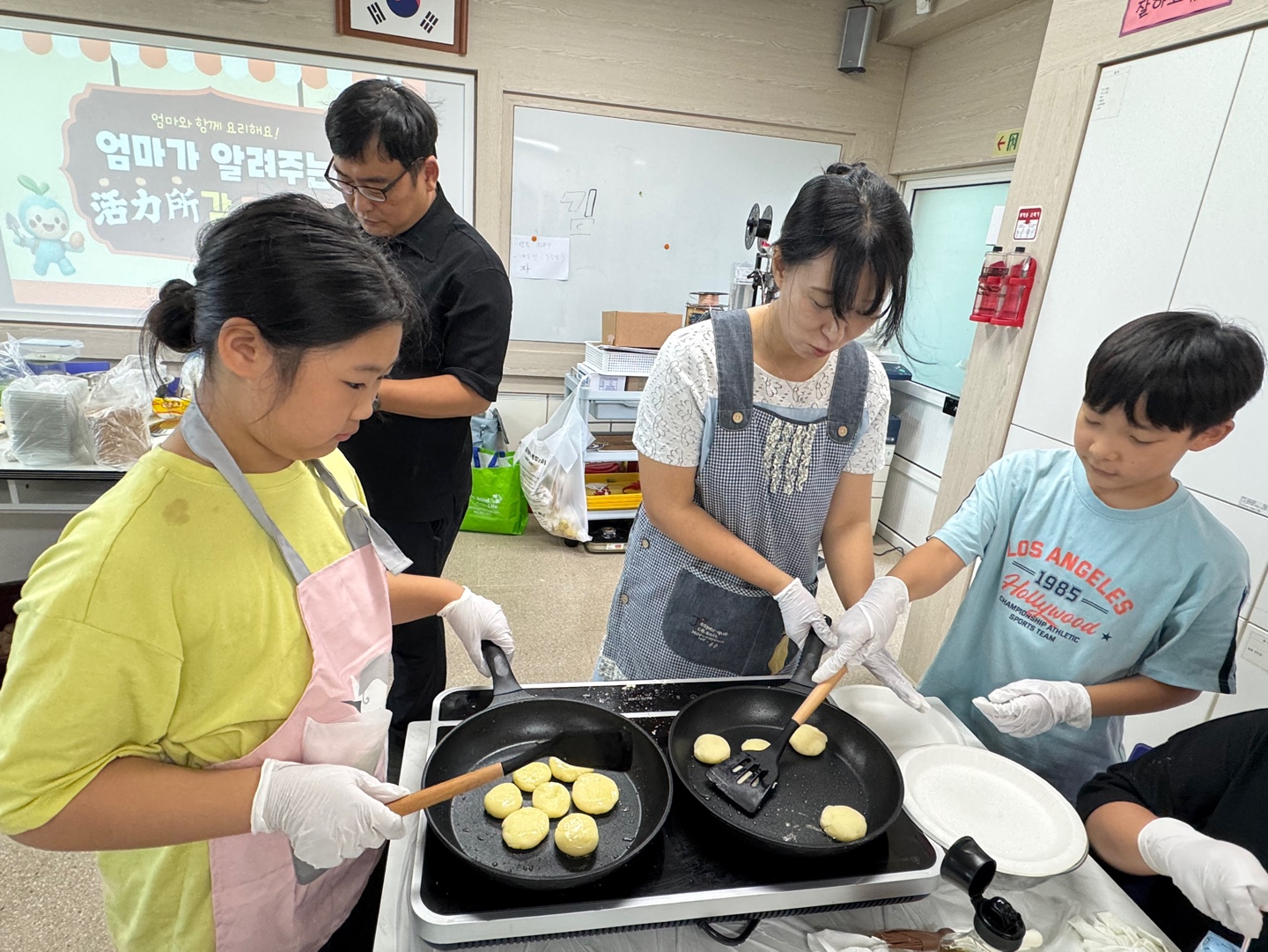 두서초, 감자 수확부터 요리까지 ‘함께하는 배움’ (2).jpg