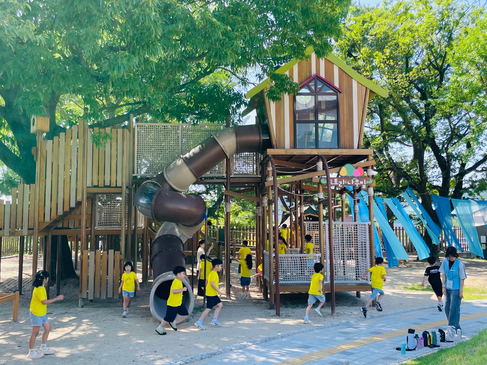 상북초 1학년 학생들 큰나무놀이터 단체 체험 (1).jpeg