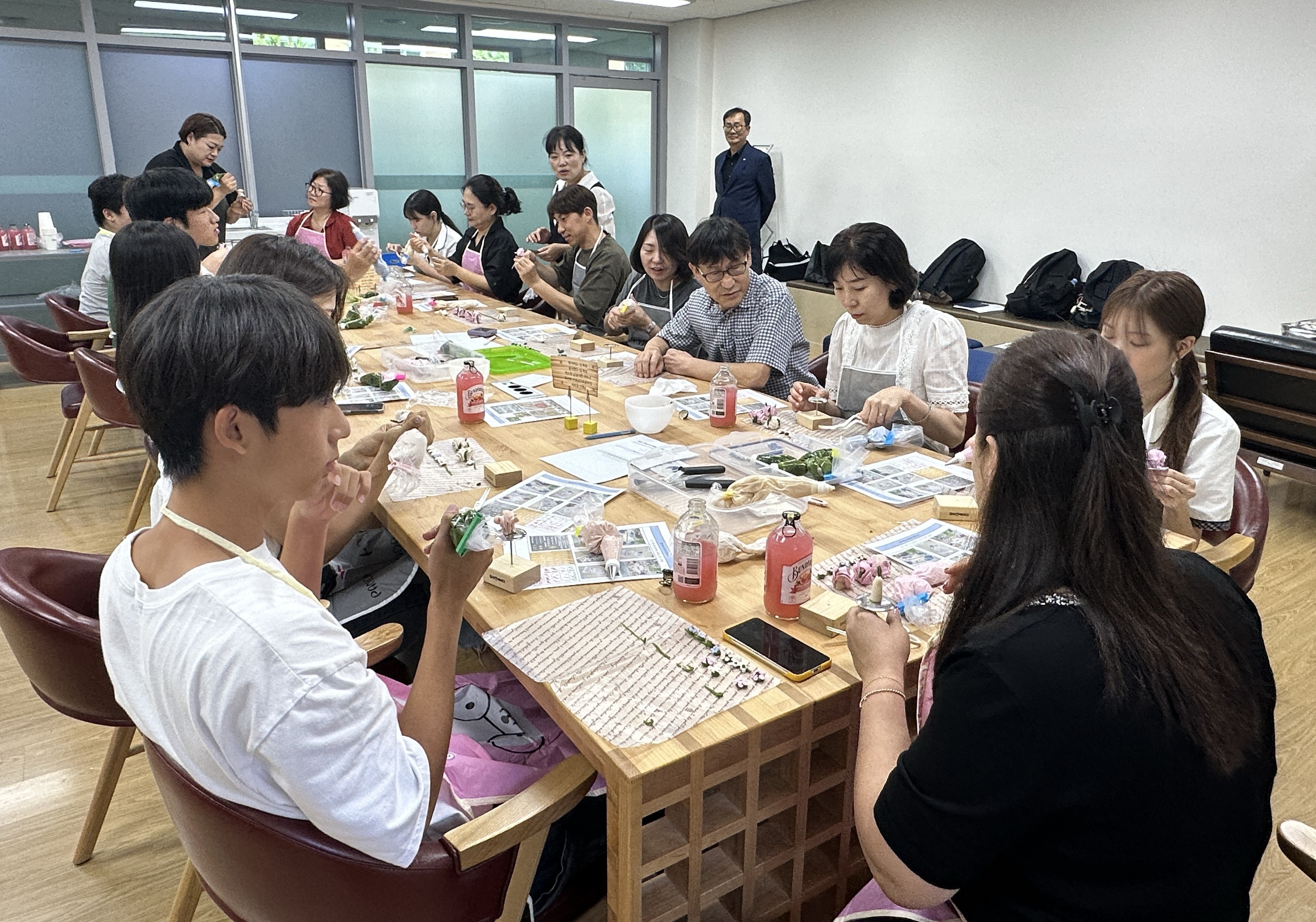 모둠별 토의2.jpg