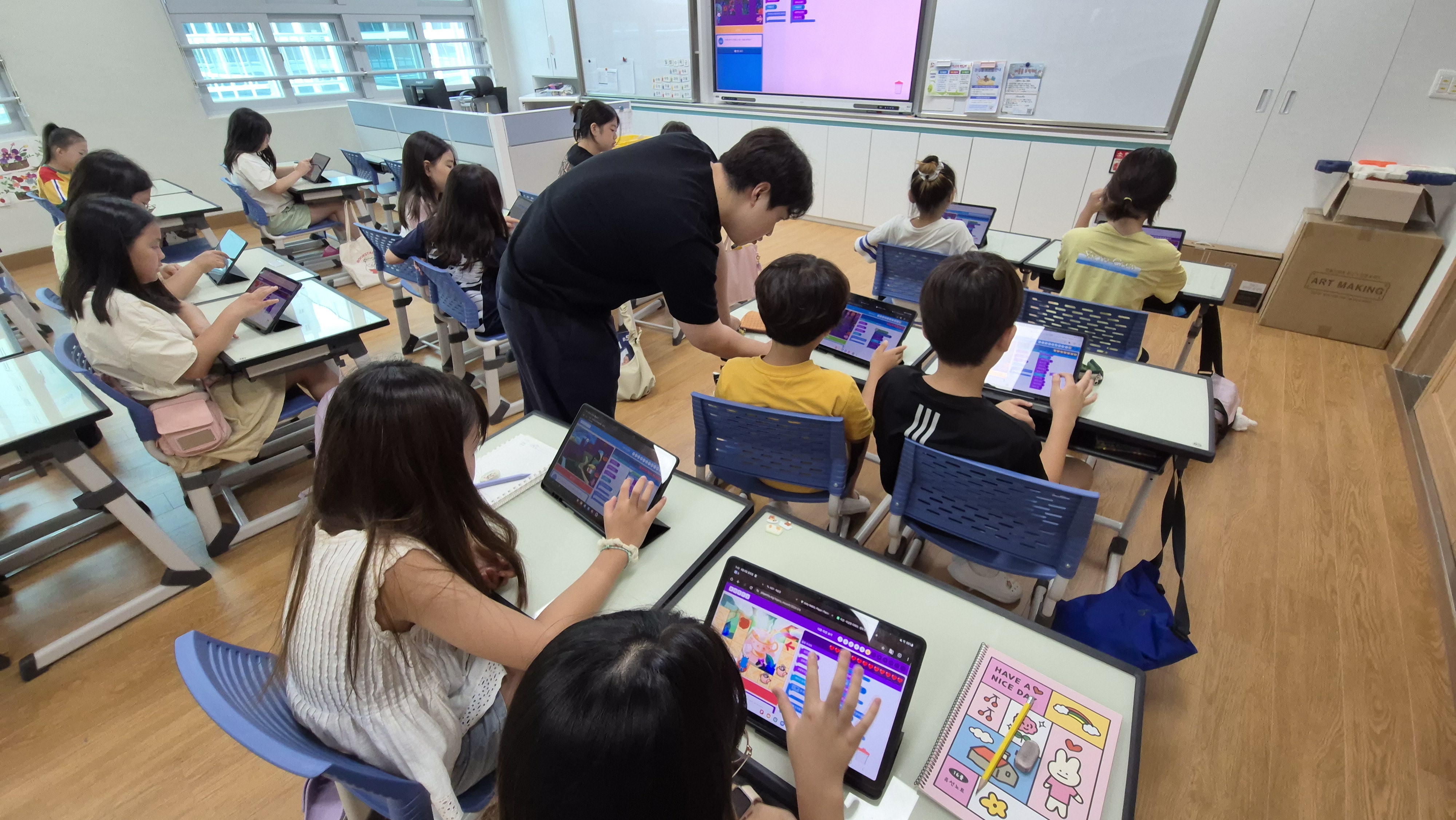 7. 약수초, ‘질문이 자라는 디지털 캠프’ 운영 (3).jpg