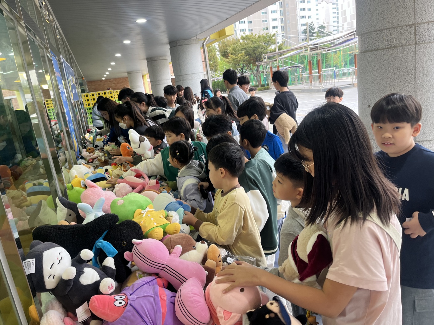 8. 남외초등학교는 22~23일 '아름다운가게와 함께하는 아름다운 나눔 학교' 행사를 운영했다 (3).jpg