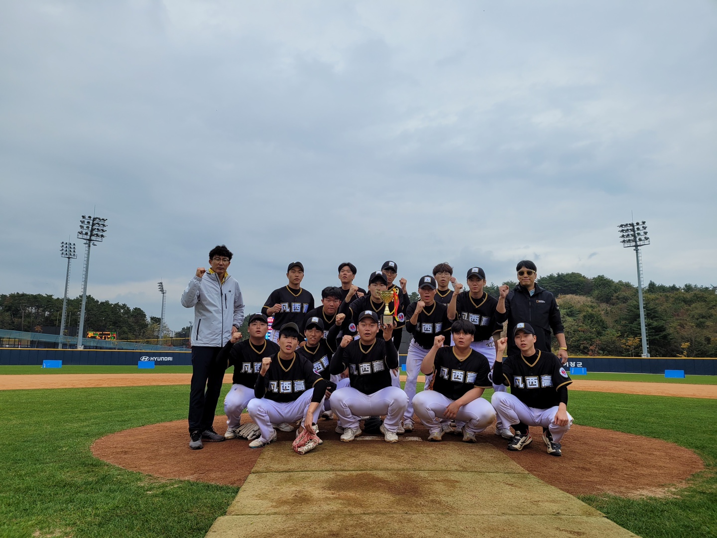 추가1 [체육예술건강과] 전국학교스포츠클럽축전 메달 18개 (15).jpg