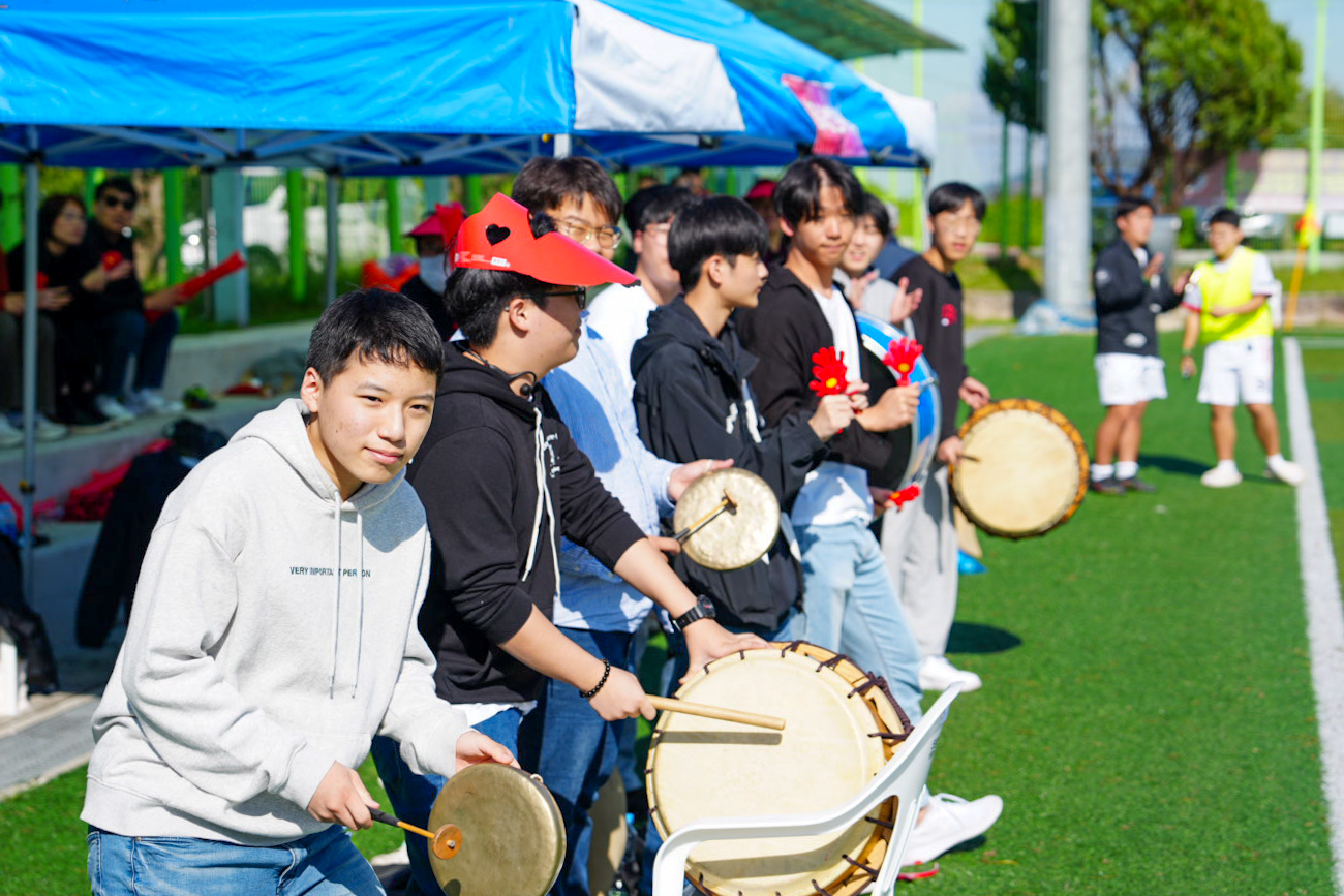 추가1 [체육예술건강과] 전국학교스포츠클럽축전 메달 18개 (17).jpg