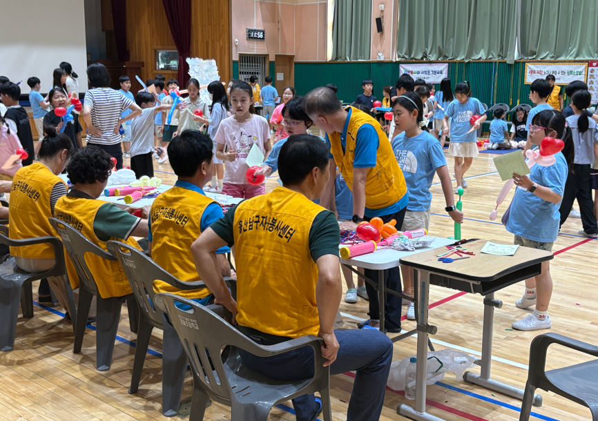 청솔초, ‘찾아오는 청아한 봉사학교’ 운영 (3).jpg