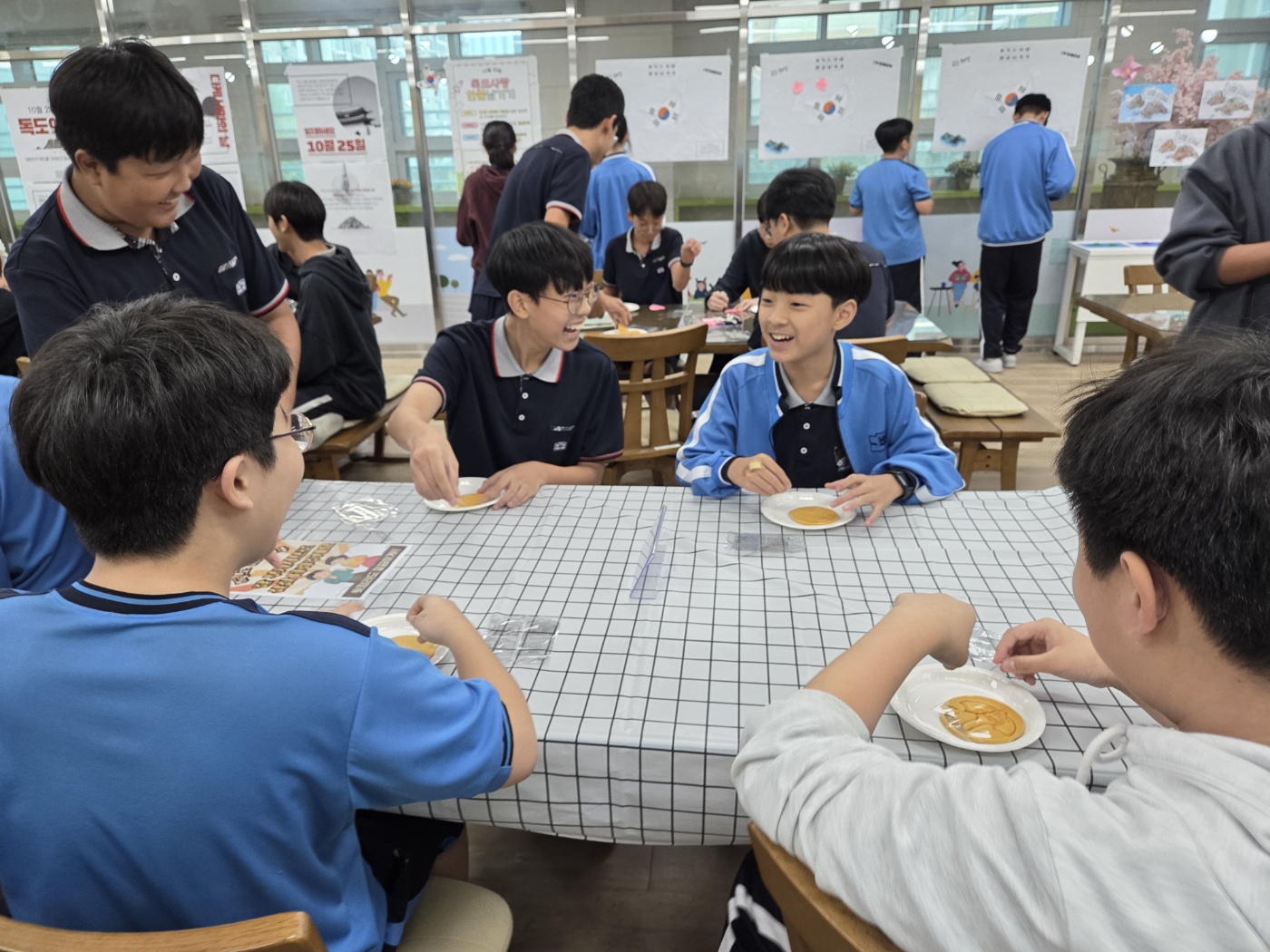 대현중학교는 지난 23~24일 '독도 찍고(Go) 즐기고(Go)' 행사를 열었다 (2).jpg